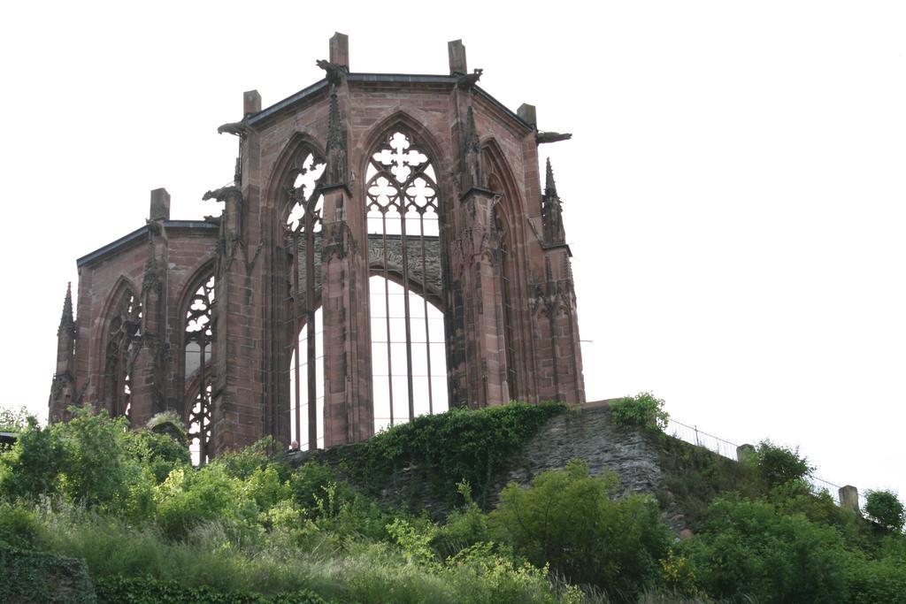 Kachel Bacharach
