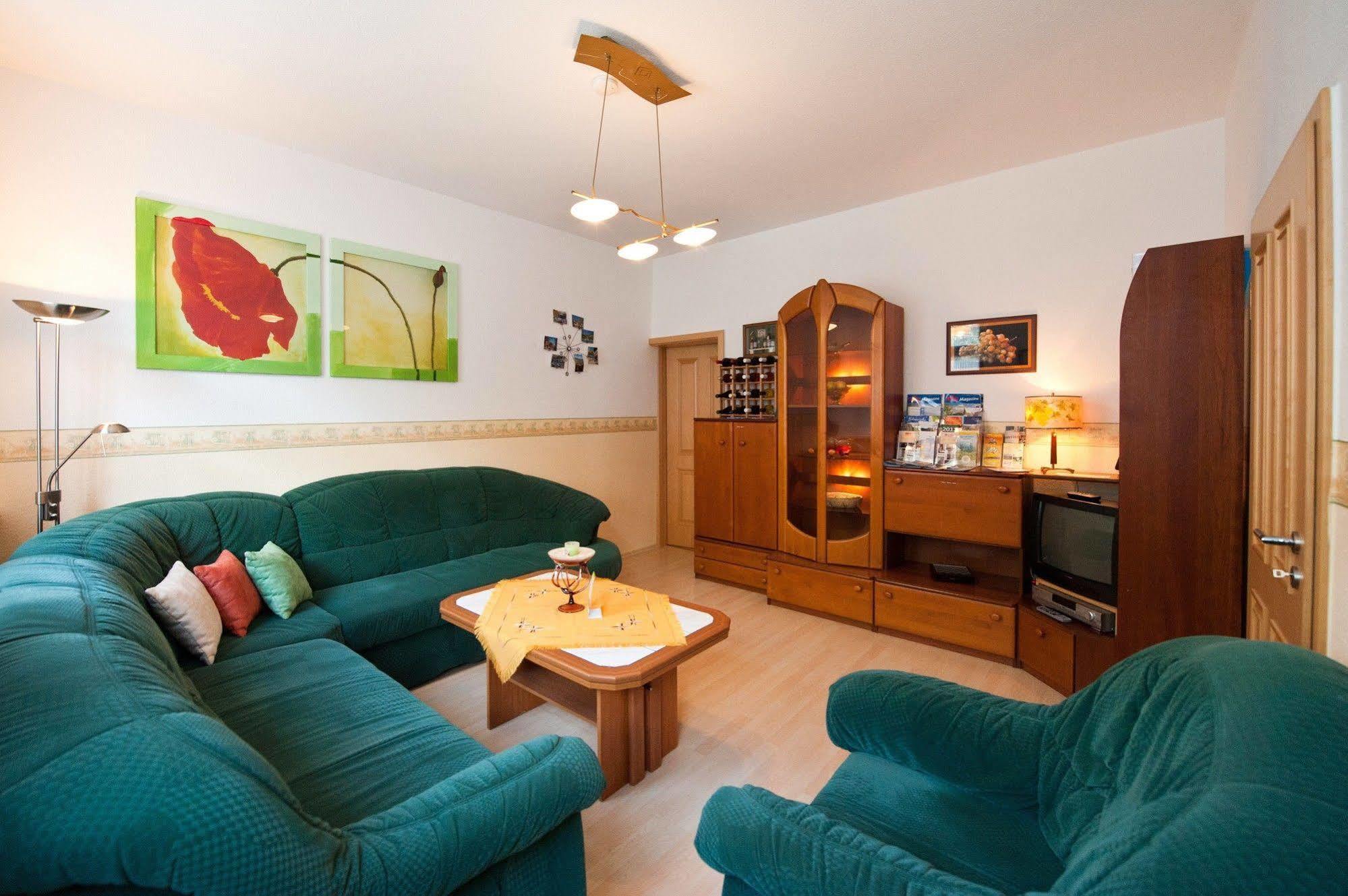 Apartment Kachel